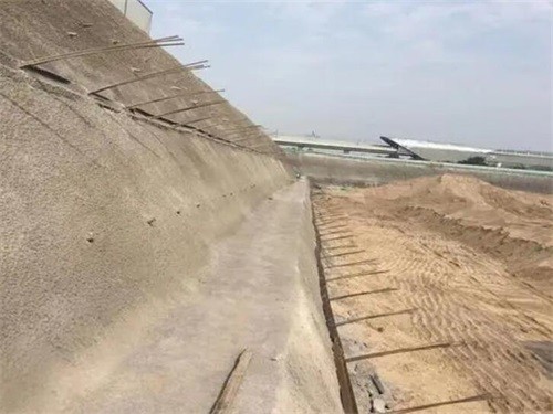 阿拉善盟河道边坡加固